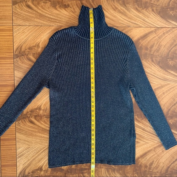 Chico’s Size 4 US Metallic Navy and Gold Knit Turtleneck Sweater - Picture 10 of 12